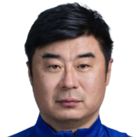  泰山客场四球惨败玉昆；韩导勇担责，宿茂臻呼吁团结总结；间歇期成转机关键。 体育新闻