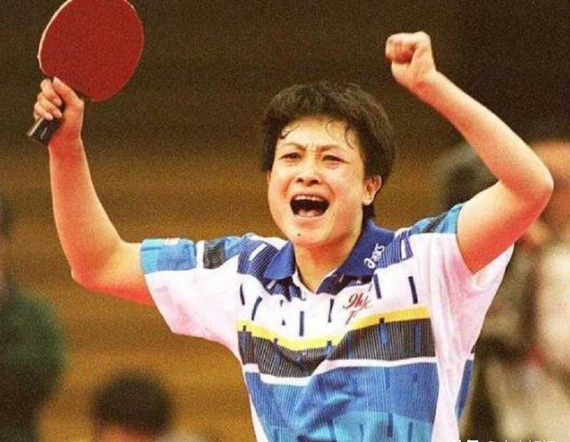  从弧圈快攻到技术传承：何智丽乒乓生涯的技术演进与执教转型深度解析 体育新闻