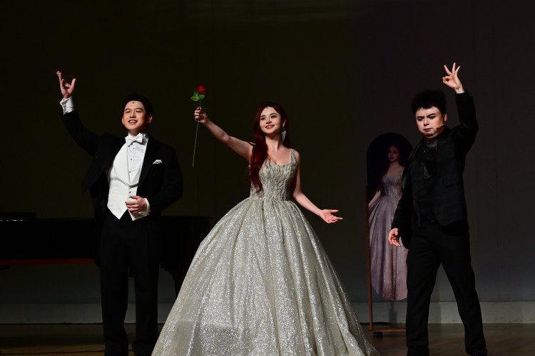  从梁平到山城舞台：程子娴的音乐剧之路与声乐技巧深度解析 文化旅游