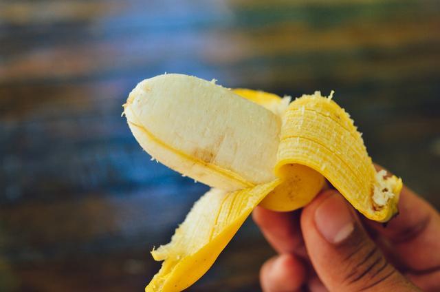  香蕉软化生理机制与安全边界：一份基于植物学与食品安全学的系统性指南 健康养生