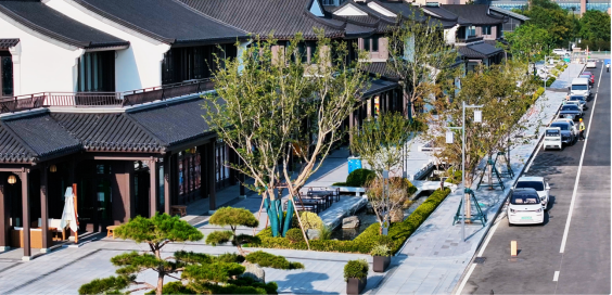  家门口的慢生活：一条街如何装下三代人的幸福日常 文化旅游